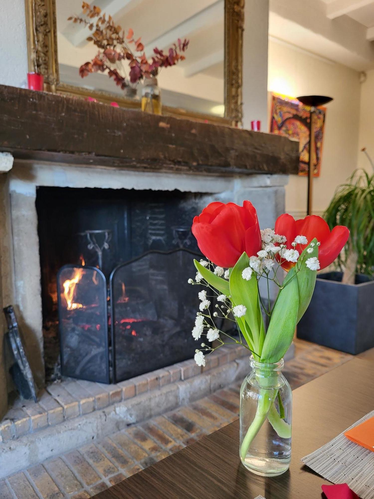 Best Western Blanche De Castille Dourdan Εξωτερικό φωτογραφία