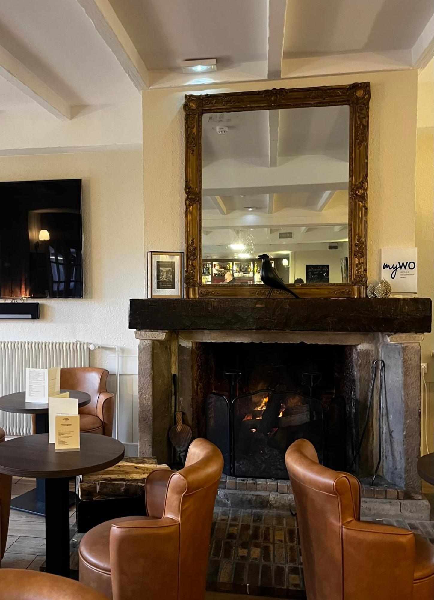 Best Western Blanche De Castille Dourdan Εξωτερικό φωτογραφία