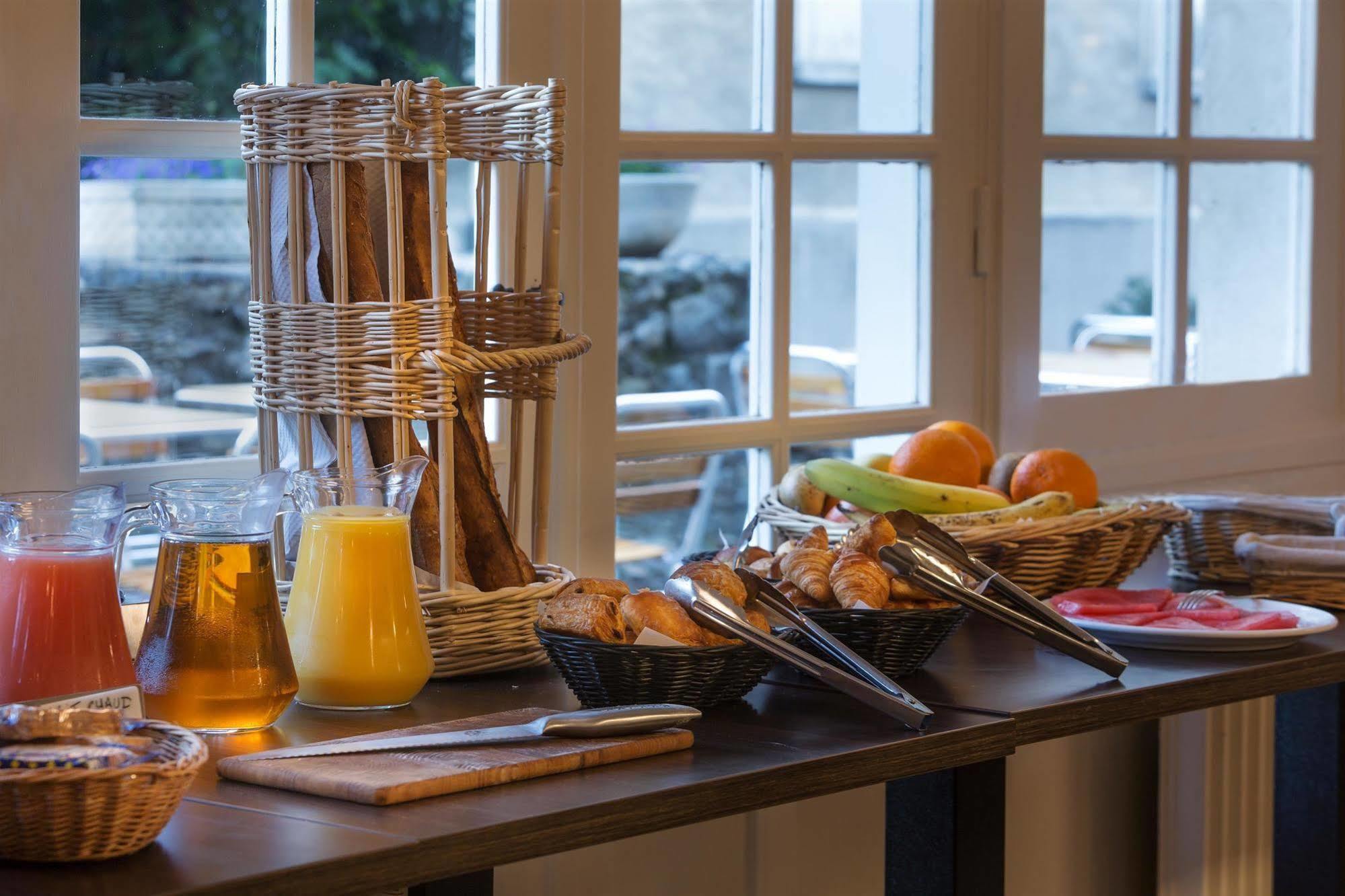 Best Western Blanche De Castille Dourdan Εξωτερικό φωτογραφία